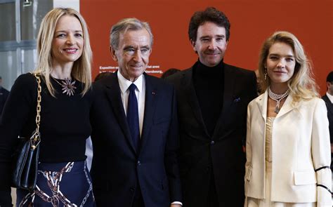 bernard arnault family net worth.